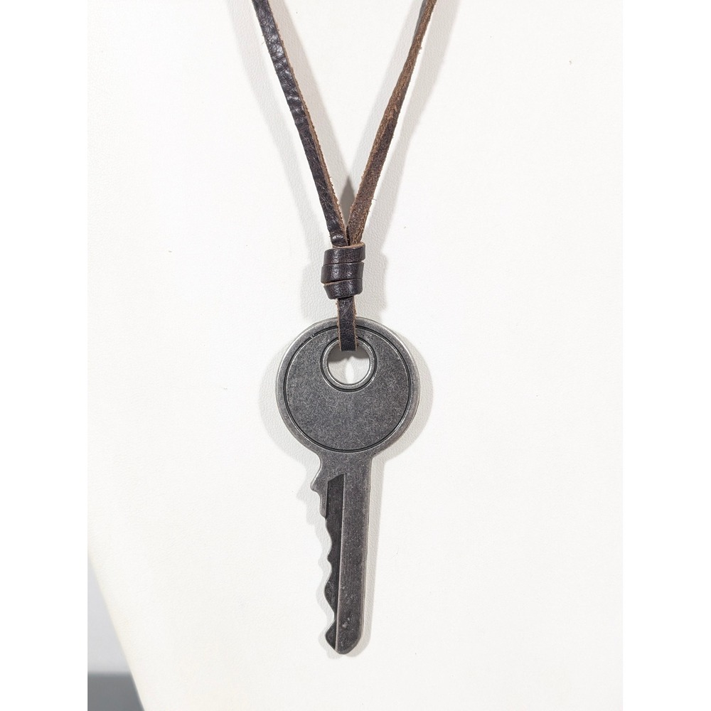 Adjustable Brown Leather Cord Necklace Silver Tone Key Pendant 26 Inch‎ Boho
